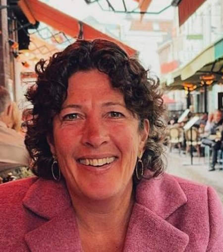 Vera Prins